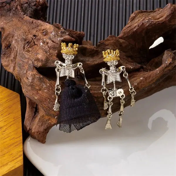rinhoo Halloween Skull and Skeleton Dangle Earrings for Women, Gothic Zinc Alloy Statement Jewellery for Punk Outfits and Costume Parties