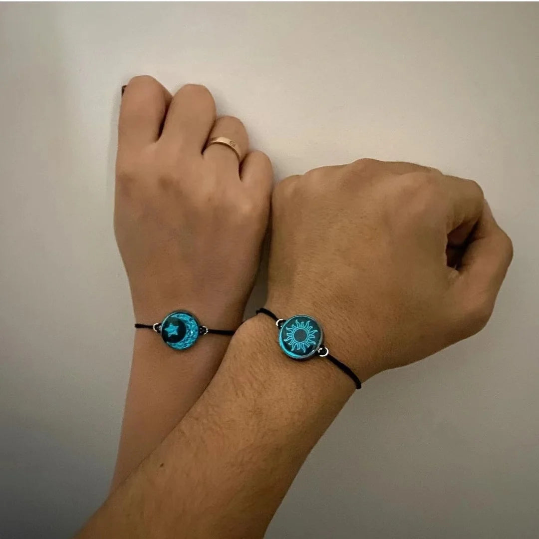 Adjustable Glow-in-the-Dark Rope Bracelet – Butterfly, Sun & Moon Luminous Jewelry for Couples and Friends