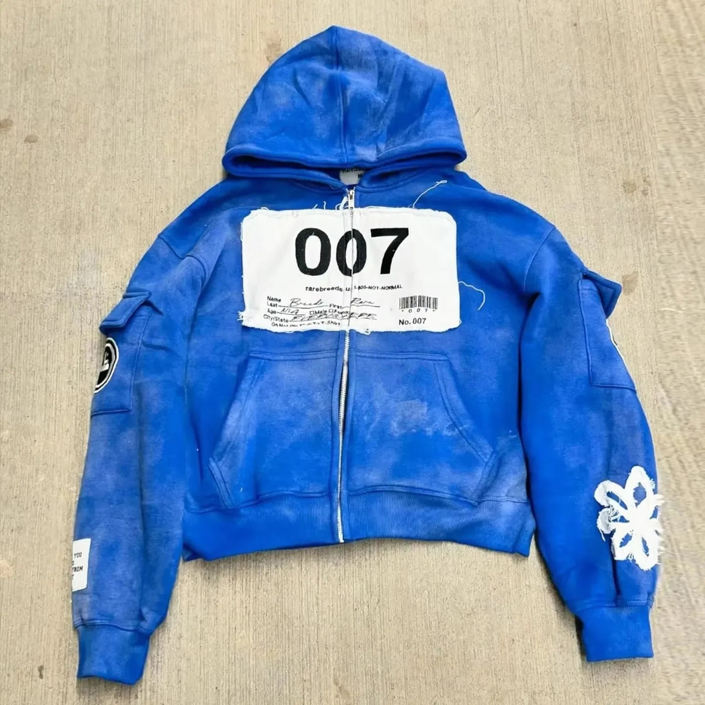 Vintage 90s Style Zip-Up Hoodie, Unisex Oversized Harajuku Streetwear Jacket with Long Sleeves