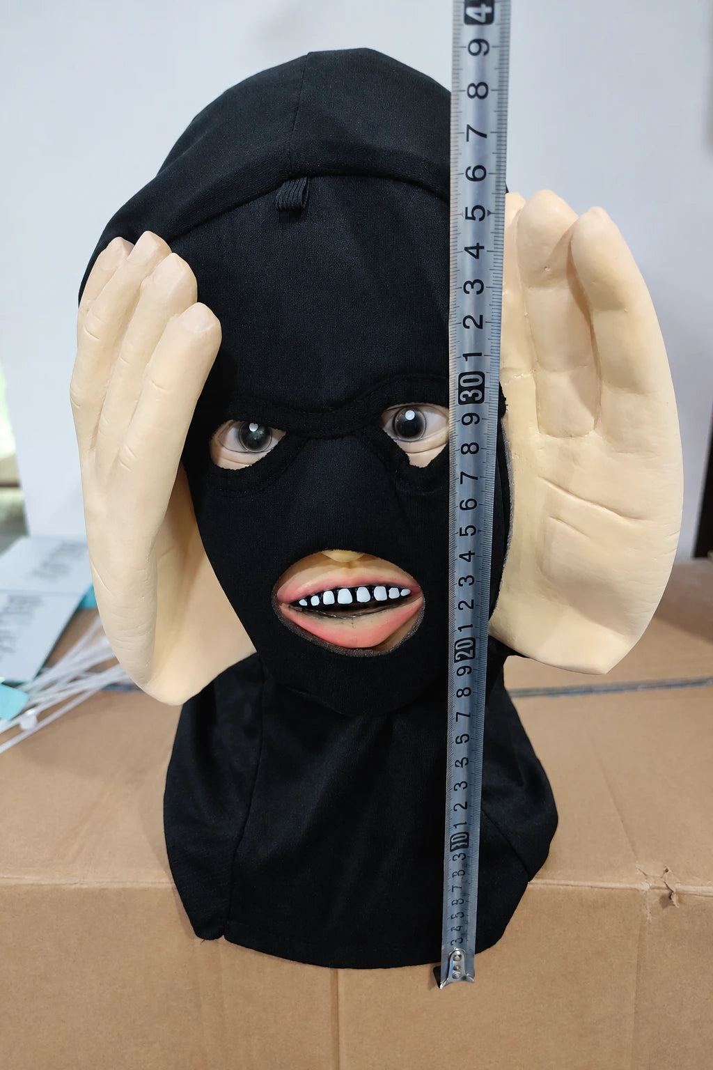 Halloween Peeper Witch Decoration Scary Window Wall Hanging Mask for Indoor Outdoor Spooky House Party Prank Props Novelty Décor