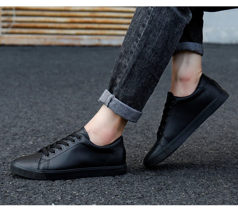 Men’s Black Casual Sneakers – Soft Comfortable Street Style Shoes
