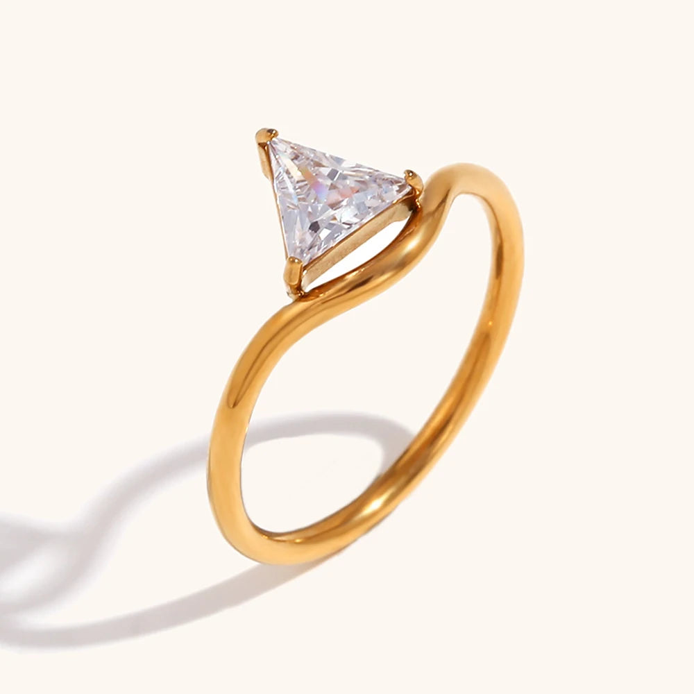 Luxury Water Drop Cubic Zirconia Stainless Steel Ring – 18K Gold Plated