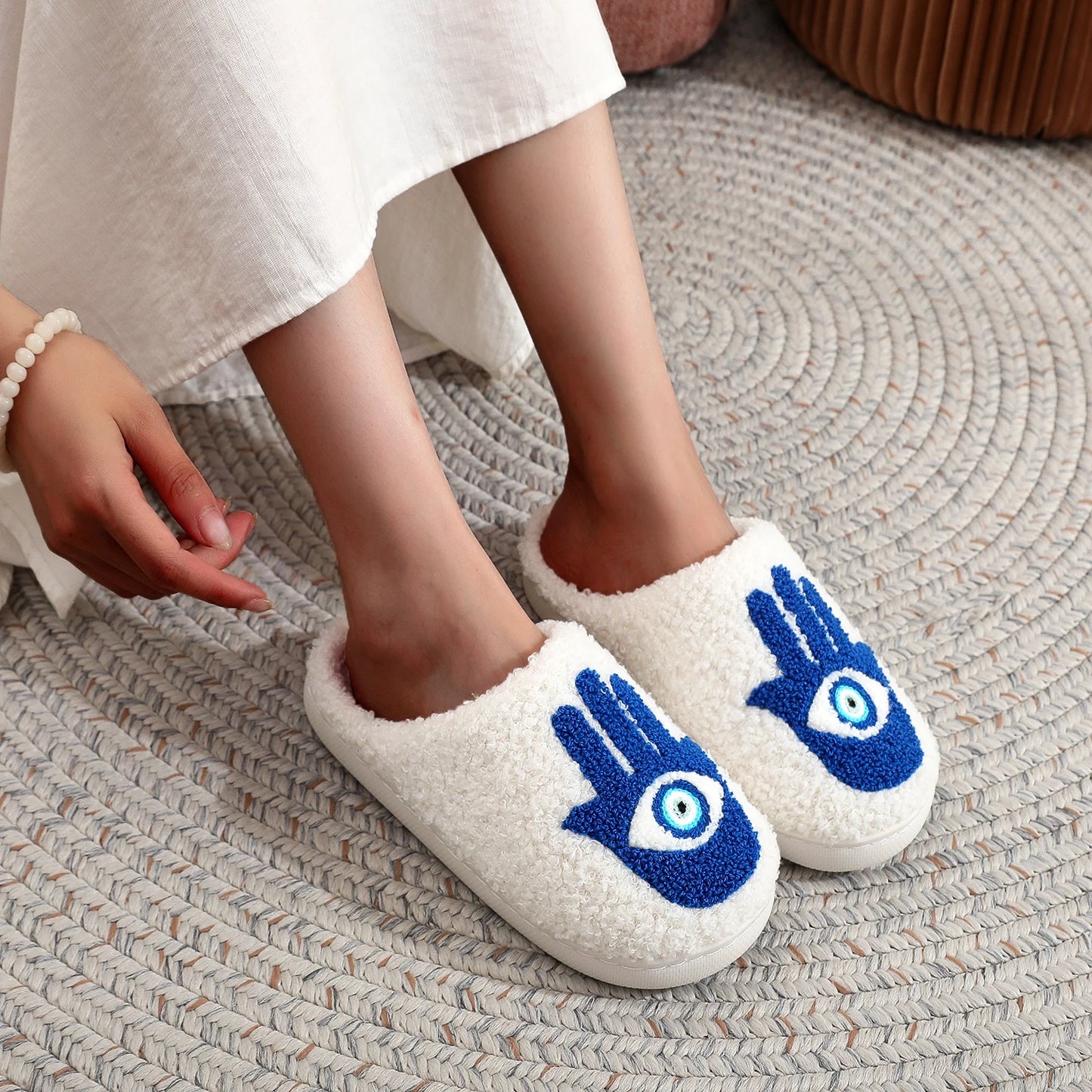 Winter Fur Slippers – Cozy Non-Slip Indoor Home Shoes with Thick Velvet Sole