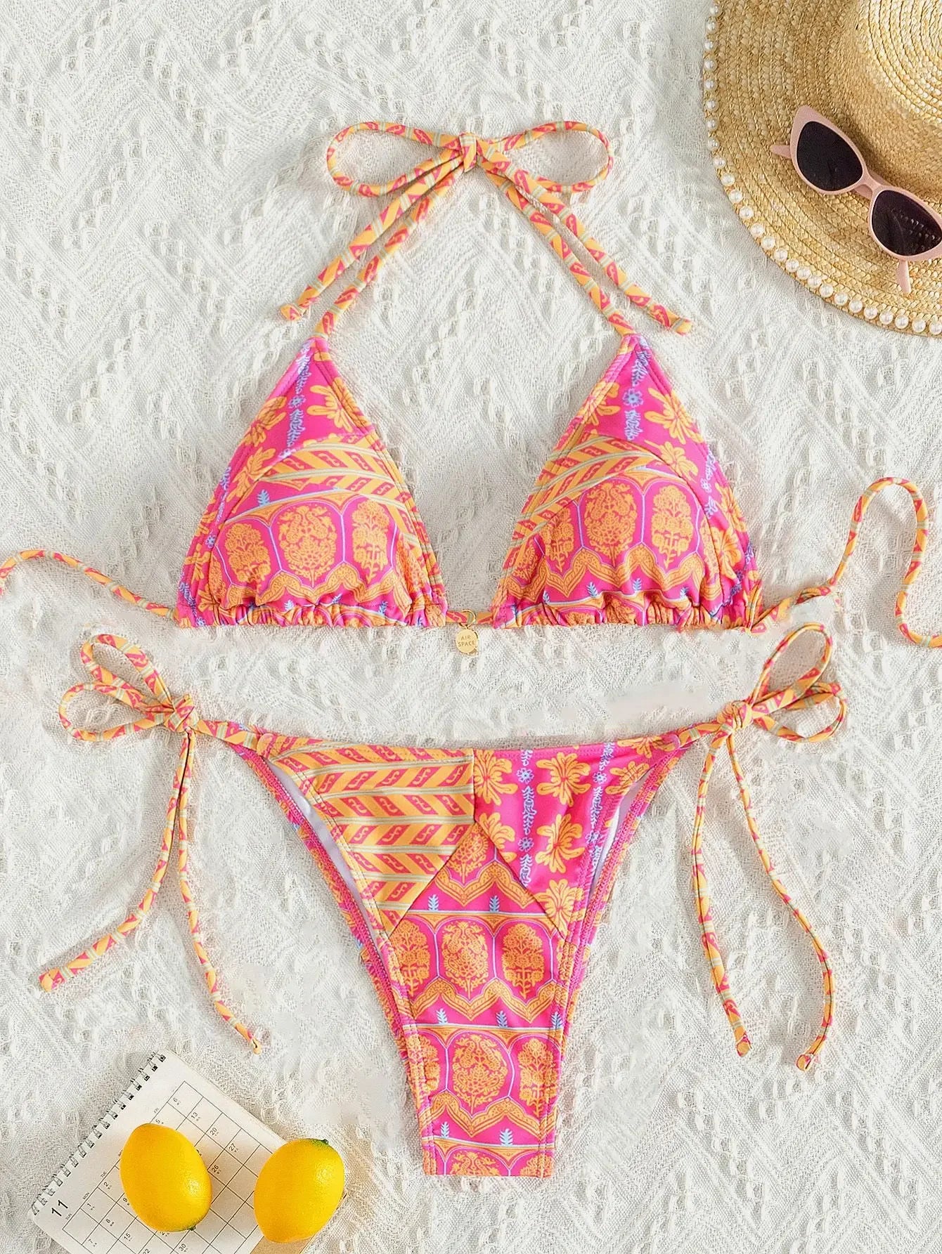 Women’s Blue Floral Print 2-Piece Bikini Set – Push-Up Bra and Thong Swimsuit for Beach and Swimwear