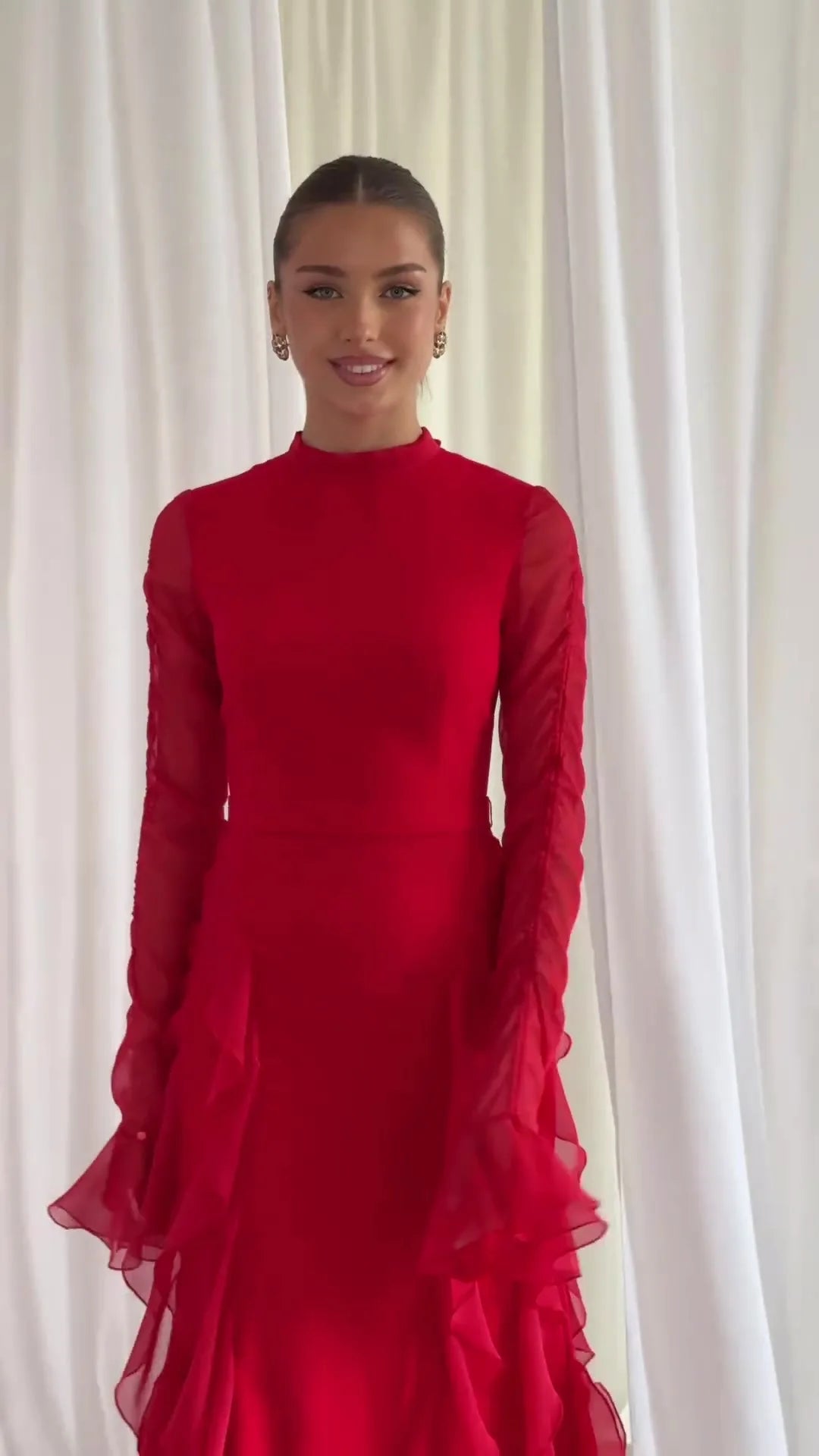 Eid Luxe Flow Gown – Elegant Modestwear Kaftan Inspired by Moroccan Jalabiya, Ruffle Trim Dubai Style Robe Dress for Women"