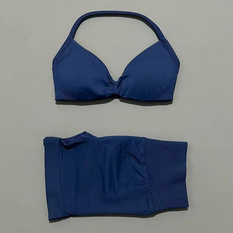 Women’s Seamless 2-Piece Gym Set – Strappy Sports Bra & Scrunch Shorts