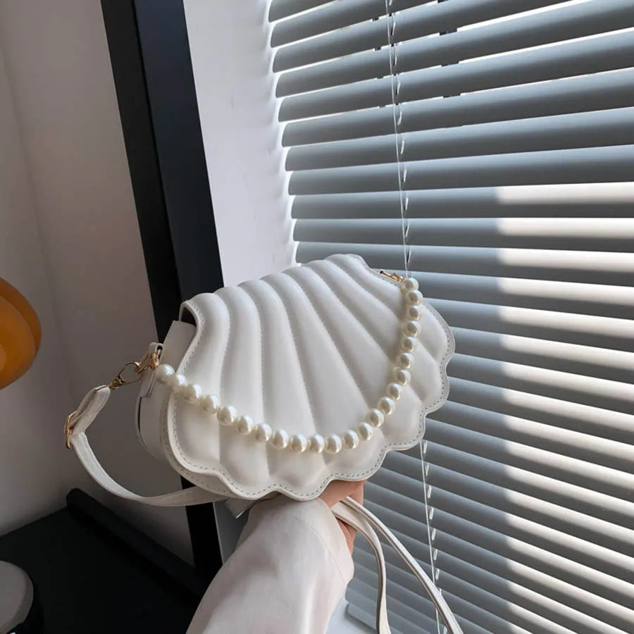 Elegant Women's Crossbody Bag – All-Matching Pearl Chain Shoulder Handbag, Fashion Shell-Shaped Evening Purse