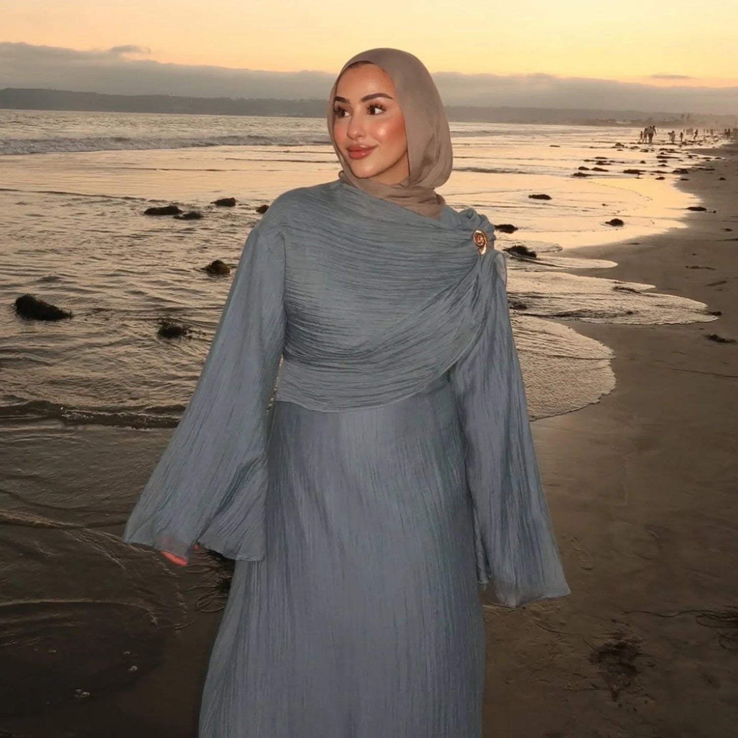Women’s Two-Piece Modest Cardigan Set – Elegant Middle East Islamic Abaya Dress for Ramadan & Eid