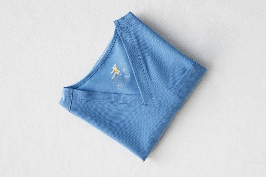 Women’s Antibacterial Scrubs Set – Soft V-Neck Top & Wrinkle-Resistant Pants