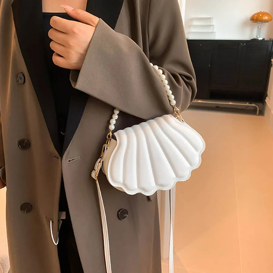 Elegant Women's Crossbody Bag – All-Matching Pearl Chain Shoulder Handbag, Fashion Shell-Shaped Evening Purse