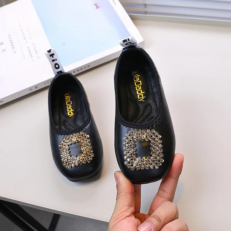 Children's PU Leather Princess Flats – Non-Slip, Soft, Classic Ballet Moccasins
Perfect for Spring & Autumn | Girls' Slip-On Dress Shoes