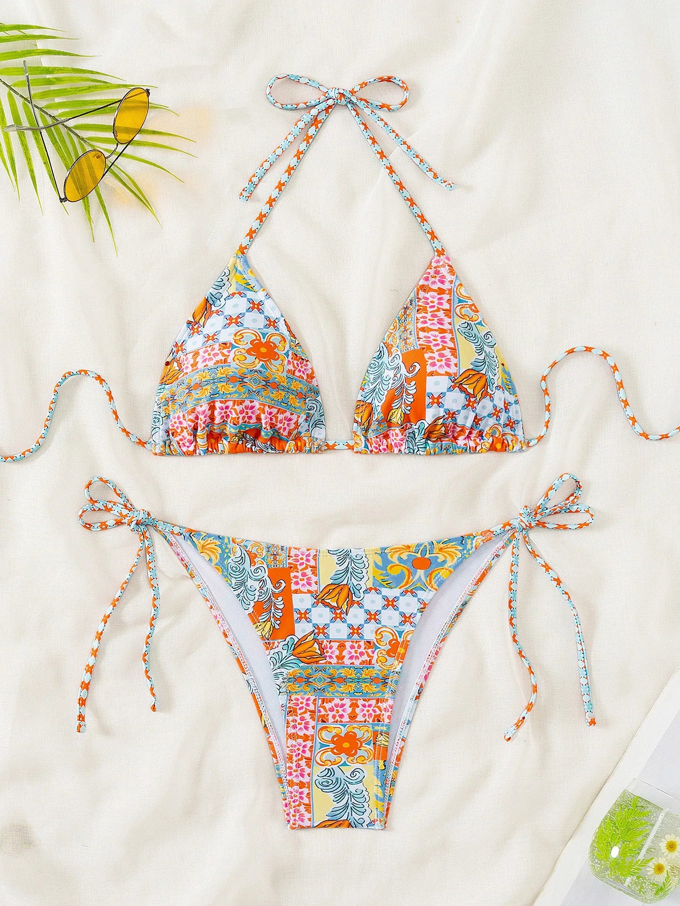 Women’s Blue Floral Print 2-Piece Bikini Set – Push-Up Bra and Thong Swimsuit for Beach and Swimwear