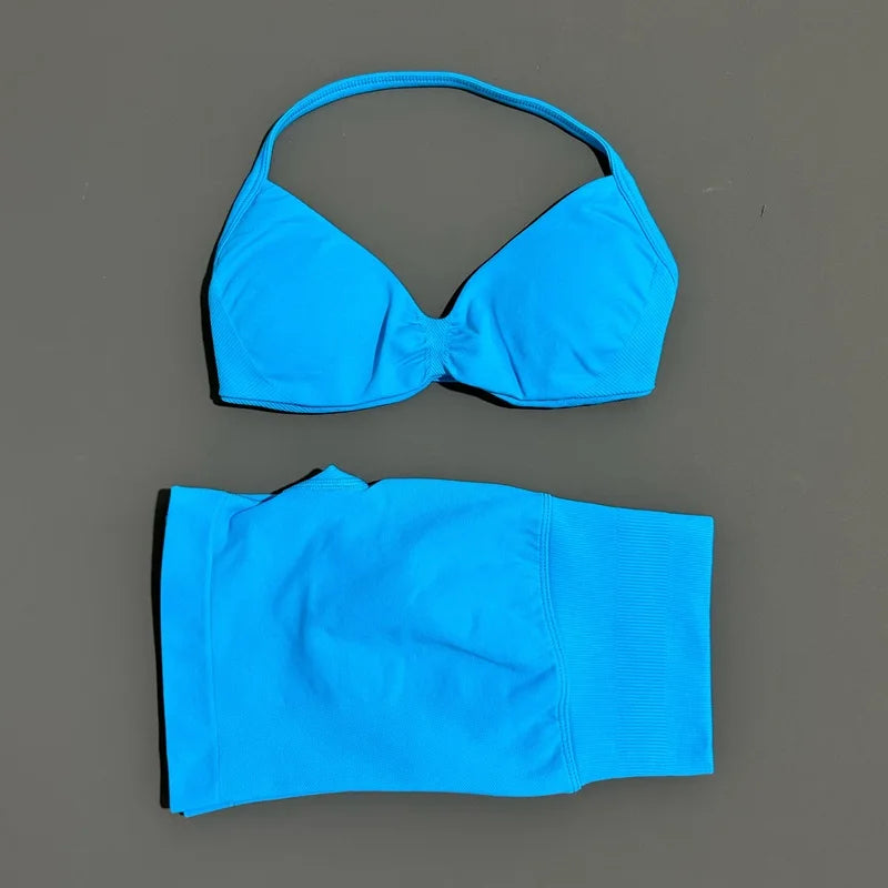 Women’s Seamless 2-Piece Gym Set – Strappy Sports Bra & Scrunch Shorts