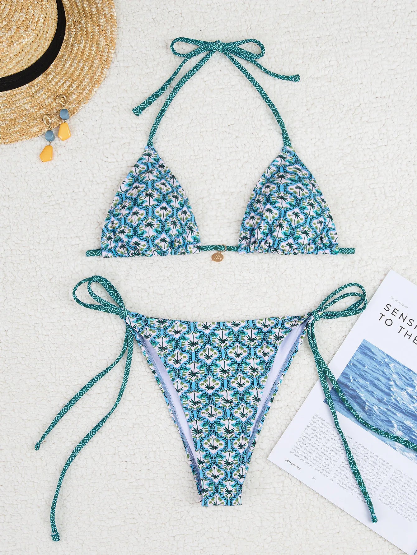 Women’s Blue Floral Print 2-Piece Bikini Set – Push-Up Bra and Thong Swimsuit for Beach and Swimwear