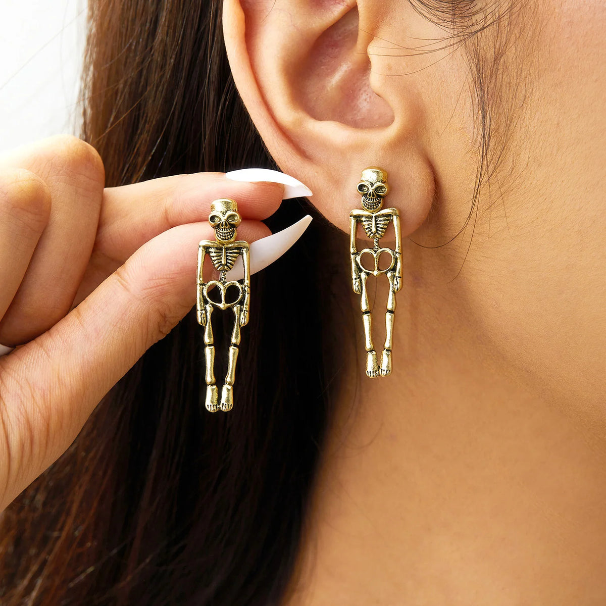 rinhoo Halloween Skull and Skeleton Dangle Earrings for Women, Gothic Zinc Alloy Statement Jewellery for Punk Outfits and Costume Parties