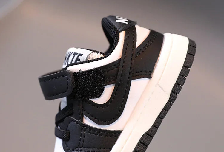 Kids Fashion Sneakers – Lightweight Casual Shoes with Anti-Slip Rubber Sole for Boys & Girls, Ideal for Running & Daily Wear