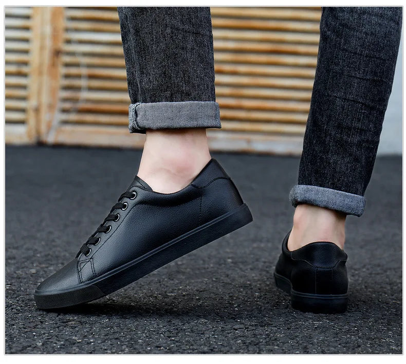 Men’s Black Casual Sneakers – Soft Comfortable Street Style Shoes