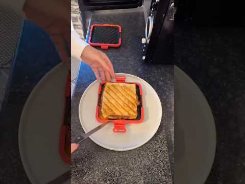 Microwave Sandwich and Breakfast Maker